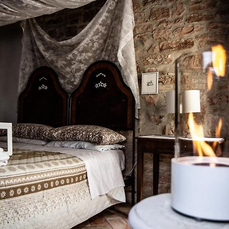 Casa Cristiano Bed & Breakfast Piobbico Ngoại thất bức ảnh