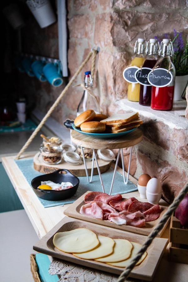 Casa Cristiano Bed & Breakfast Piobbico Ngoại thất bức ảnh